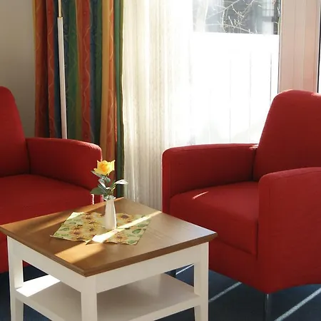 Residenz Seeblick Mit Sauna Und Fitness Im Haus ゼリン